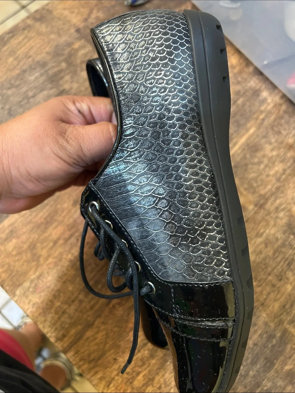 Soft Style Black Textured & Patent Cap-Toe Lace-Up Oxfords